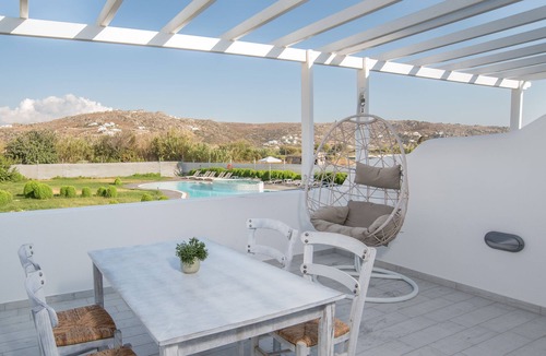 Plaka Villa | Naxos Depis Edem 2 luxury villas/6 bedrooms with pools