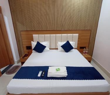 Govardhan Hotel | NBR SADAN Hotel