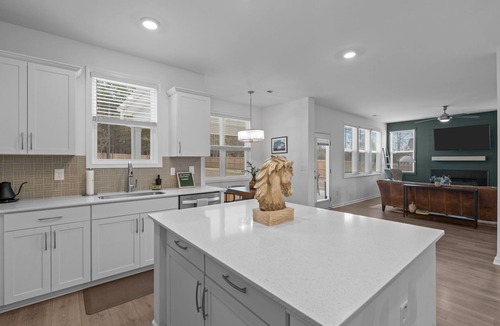 Five Points House | Near Carolina Horse Park Family Friendly 4BR Home w/Poker Room & Bocce