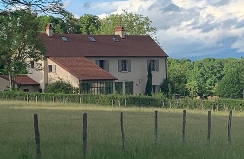 Chapaize House | Near Cluny - Spacious, bright country house in Chapaize (Cormatin)