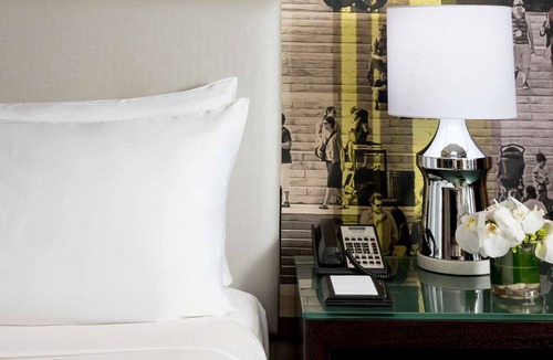 Rosslyn Hotel | Near DC Monuments | Fitness Center + On-Site Dining