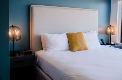 Dupont Circle Hotel | Near Dupont Circle | Free Daily Cocktail Hour. Gym