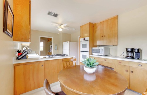 Paso Robles Cottage | Near Eats & Wineries: Paso Robles Home w/Patio!