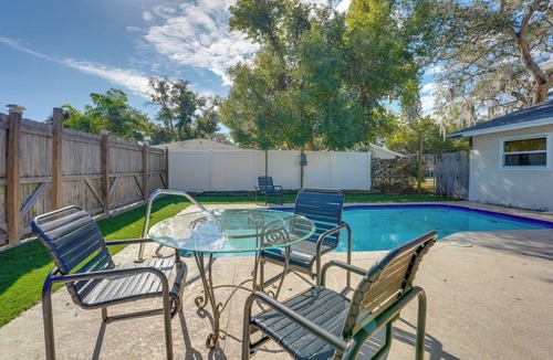 Palm Harbor Apartment | Near Fishing: Palm Harbor Studio w/Pool Access!