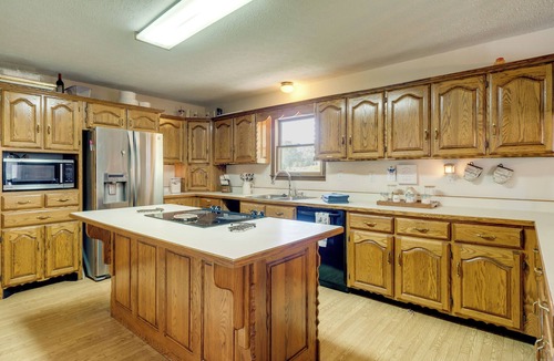 Waynesville House | Near Fort Leonard Wood | Perfect for Graduations