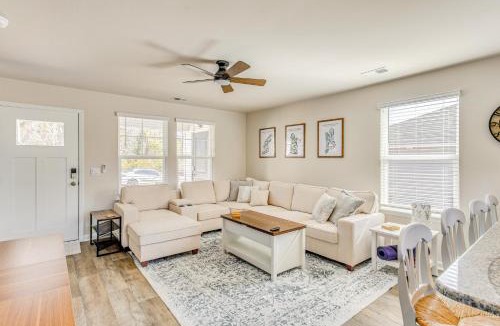 Ocean Isle Beach House | Near Golf Courses: Cozy Home in Ocean Isle Beach!