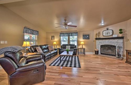 Munds Park House | Near Hiking: Munds Park Cabin w/Deck & Yard