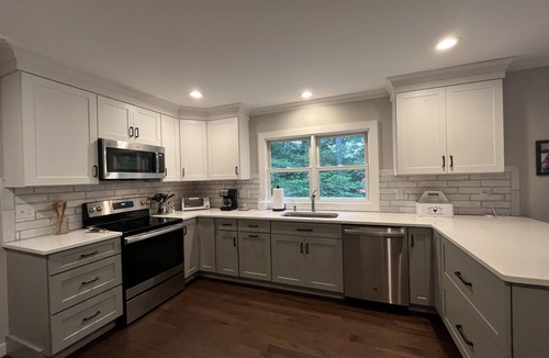 West Townshend Ski Chalet | Near Magic Mtn &Stratton Mtn ski resorts, outdoor is fun and great leaf peeping.