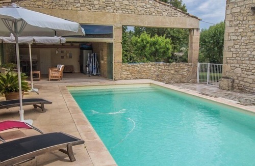 Saint-Etienne-du-Gres House | Near Saint-Rémy-de-Provence, air-conditioned farmhouse 10P., heated pool.