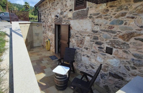 Vedra House | Near Santiago de Compostela, restored century-old rural house with terrace