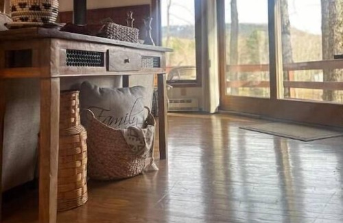 Canaan House | Near Skiing! Hot Tub, Wood Stove, Pool Table, & Theater Room. Pet friendly!