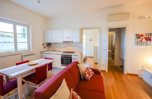 Marina di Pietrasanta Apartment | NEAR THE SEA - PRIVATE TERRACE, PARKING SPACE AND 2 BIKES