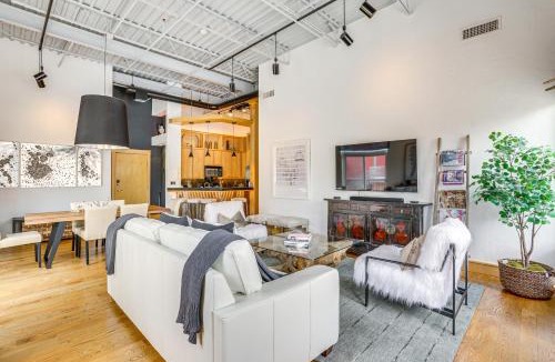 Eagle House | Near Trail: Dtwn Eagle Ranch Condo w/Balcony