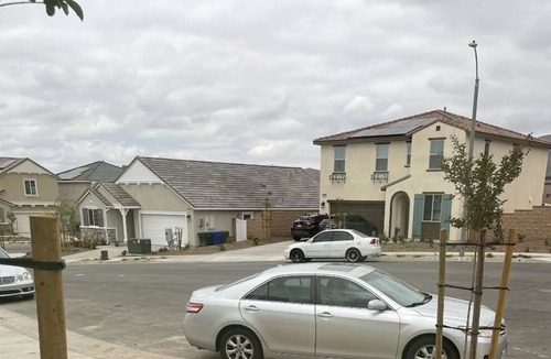 Jurupa Valley House | Near UCR 2b1b /private entrance