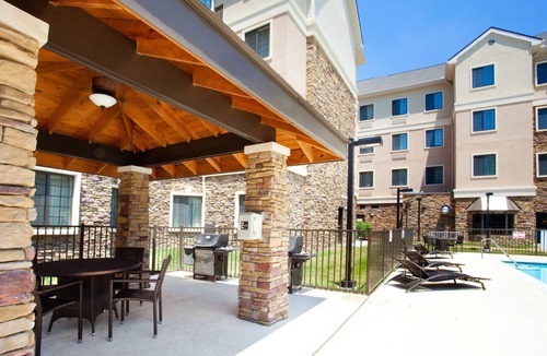 Chapel Hill Condo | Near UNC Chapel Hill University + Duke Medical Center | Free Breakfast!