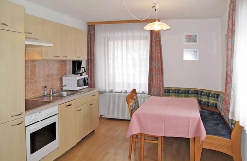 St. Valentin auf der Haide Apartment | Nebenhaus Schönblick by Interhome