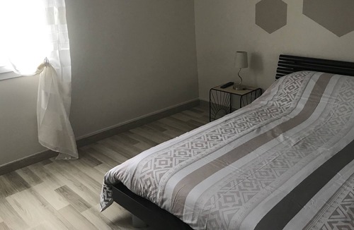 Saint-Martin-en-Campagne Cottage | neccesaire bedding provided, accept pets