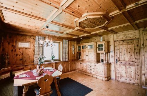 Schmirn Apartment | Nedererhof - Ferienwohnung Gamskar