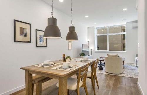 Lower Queen Anne House | Needle Nest 22