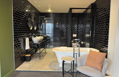 Maitland Hotel | Neighbourgood Loop