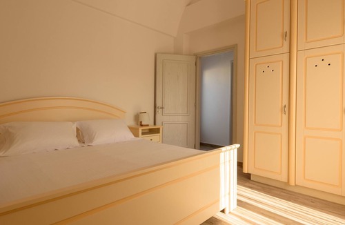 Karterados Apartment | Nektar Jacuzzi Apartment
