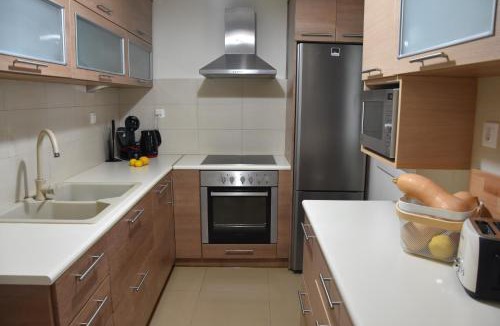 Milos House | Nelleas home