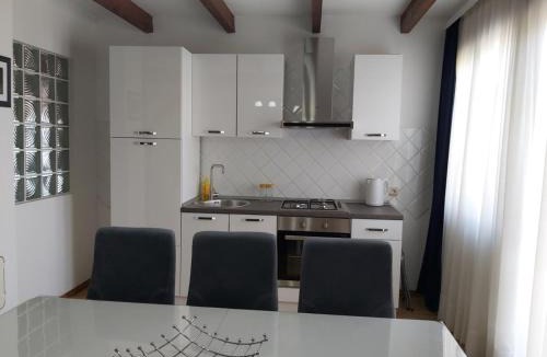 Vukovar Apartment | Nelly