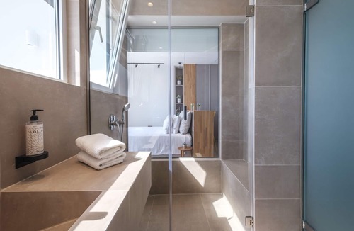 Tolo House | Nelly's Apartments