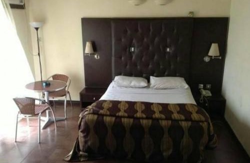 Asaba House | Nelrose Hotel - Class King