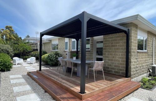 Nelson Apartment | Nelson Bridge House