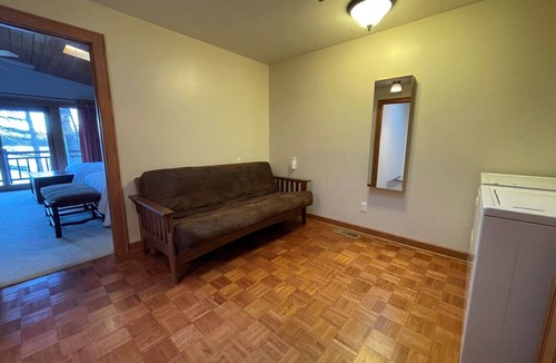 Hayward Cabin | Nelson Lake, Level Frontage, Spacious Yard!