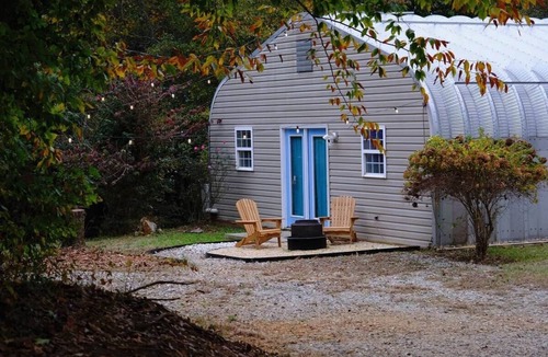 Chesnee House | Neon Nights Getaway