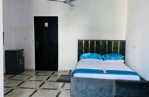 Akropong House | NEPTUNE