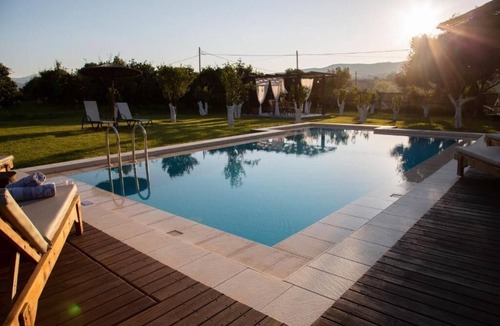 Koulkouthiana Villa | Neriana Villa - Garden Paradise