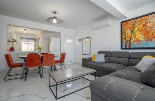 Paphos House | Nerina Luxury Villa 01