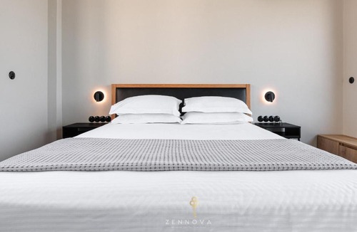 Ladadika Apartment | Nero Luxury Flat by Zennova