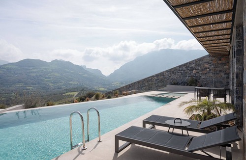 Agios Vasileios Villa | Neromai Cave Luxury Villas