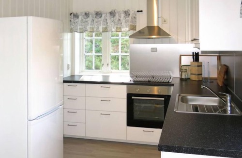 Hyllestad House | Nesjevik by Interhome