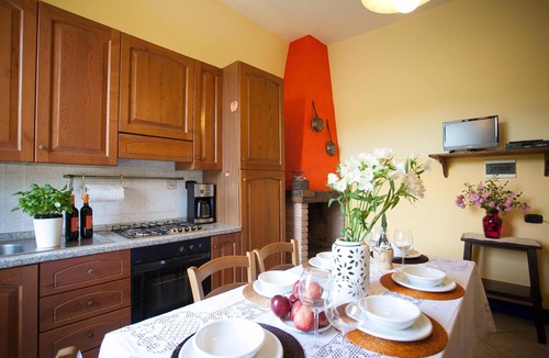 Radicondoli House | NESPOLO - IL VECCHIO MULINO TOSCANA