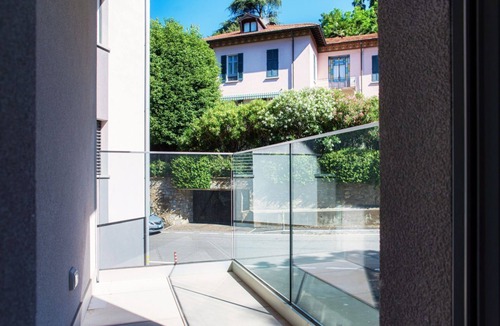 Como Apartment | Nesso: Elegant three-room apartment with 2 balconies