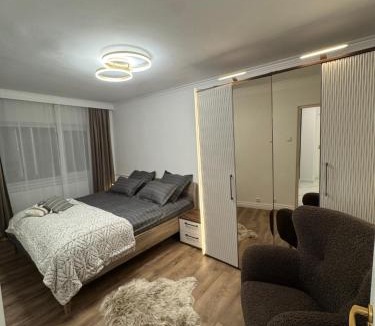 Drobeta-Turnu Severin Apartment | Nest by Stefan