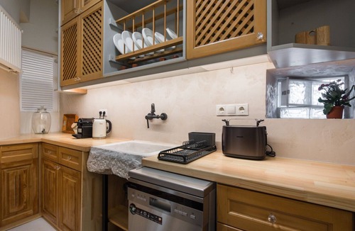 Petralona House | Nest, just a few steps from Acropolis!