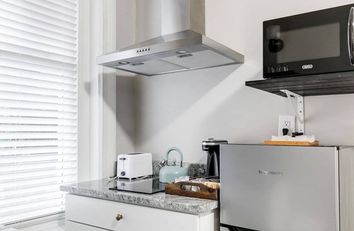 Fan District Apartment | Nest & Rest | Private Studio | Free Parking