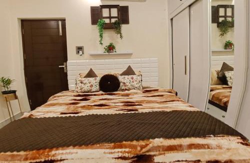 Dwarka Apartment | Nesting Paradise Retreat By Payal Ghosh
