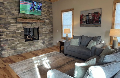 Madison House | Nestled in downtown Madison, The Olive House has charm and modern comfort.