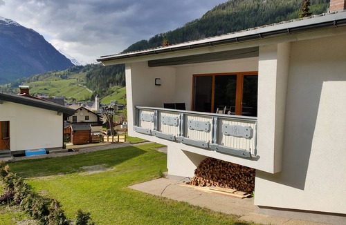 Grosskirchheim House | Neu Renoviertes Ferienhaus Ahornli im Mölltal