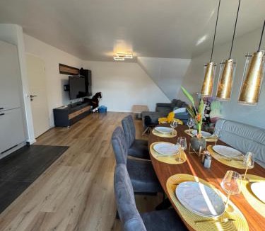 Leopoldshafen Apartment | Neubau, Luxus, 3-Zi Wohn für KaffeeGenießer