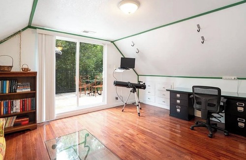 Franklin Cottage | Never rented- Mountain View cottage all amenities, pickleball/tennis clay court