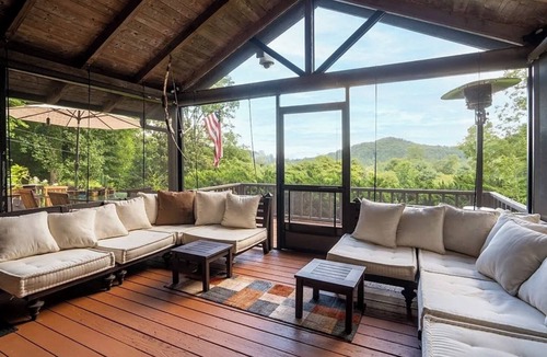 Franklin Cottage | Never rented- Mountain View cottage all amenities, pickleball/tennis clay court