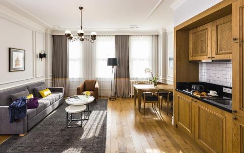 Ortakoy Hotel | Nevv Bosphorus Hotel & Suites